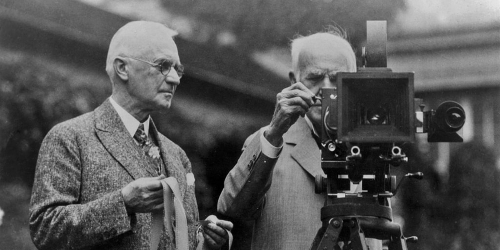 スーツ kodak Kodak files for bankruptcy, secures lifeline