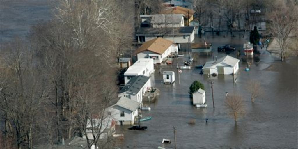 Tornadoes, flooding claim 6 lives