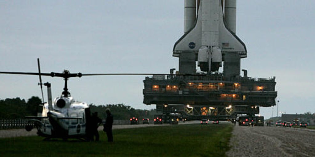 Space Shuttle Columbia climbs into orbit from Launch Pad 39B on Nov 19 1996 Water  Bottle by LindenDesigns