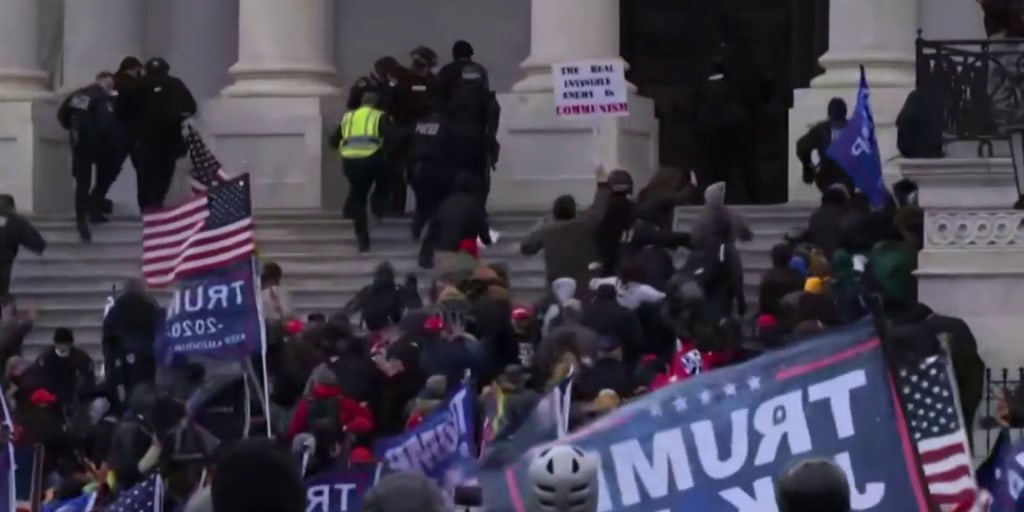 Political division spills into 2022 - Vimarsana News