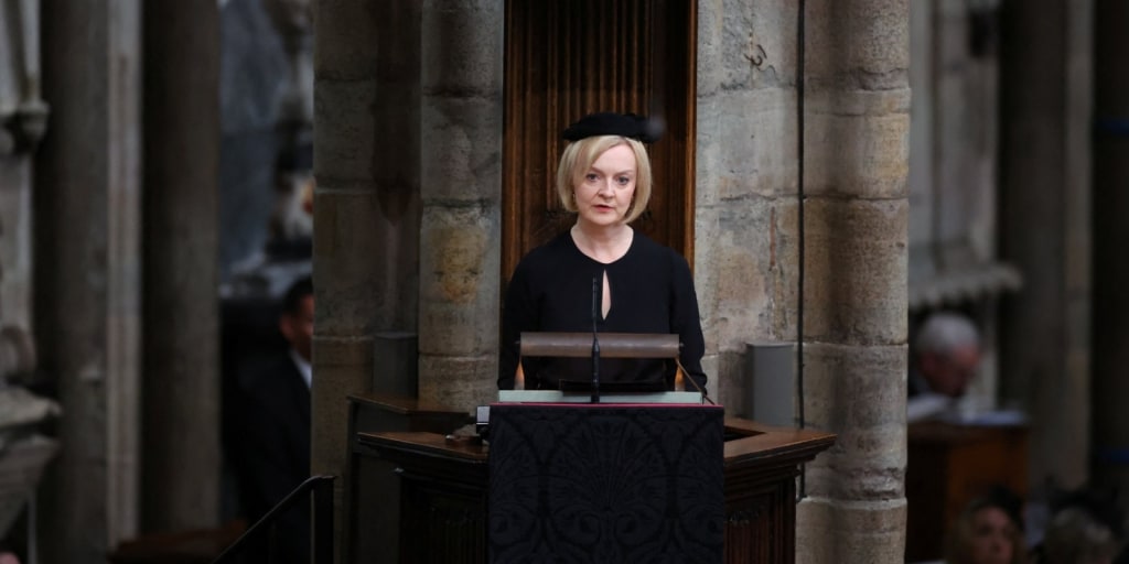 Liz Truss delivers Bible reading at Queen Elizabeth II's funeral - Vimarsana News