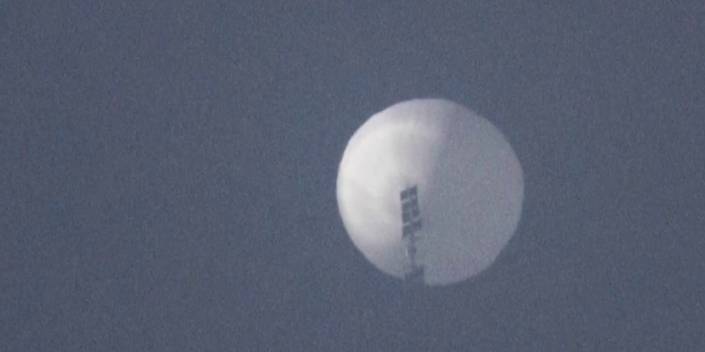 Chinese spy balloon causes FAA to pause flights at 3 airports - Vimarsana News