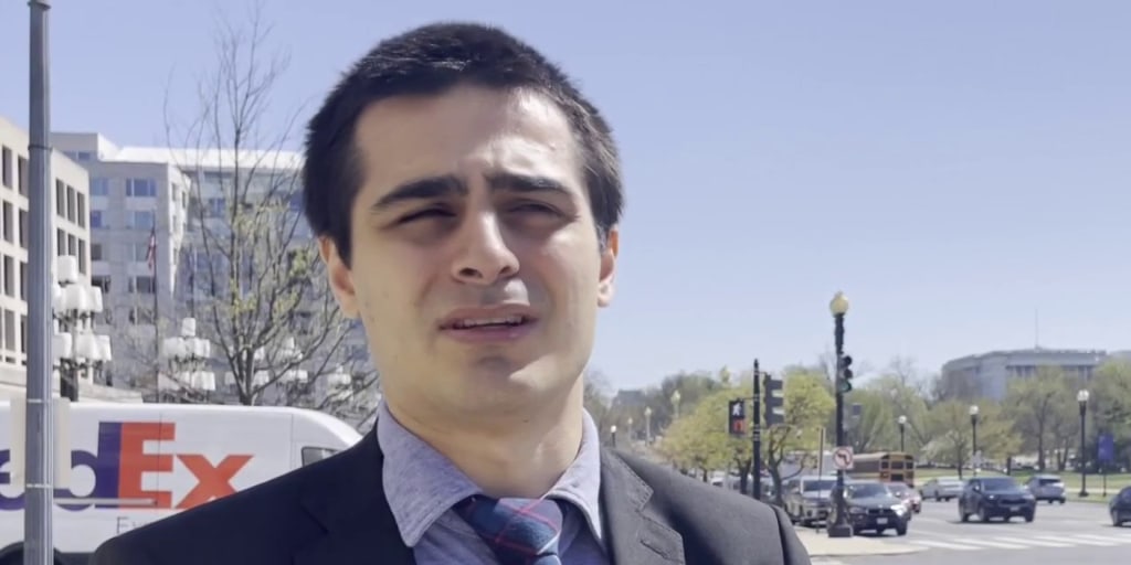Jan. 6 rioter who intended to arrest Biden is sentenced to more than 4 years - Vimarsana News