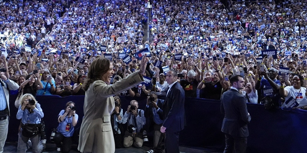 Joe: Harris' rallies have gone beyond politics and into popular culture