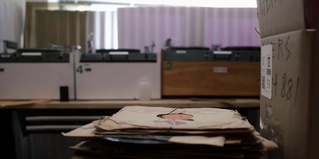 Music labels sue internet archive over 78 record project