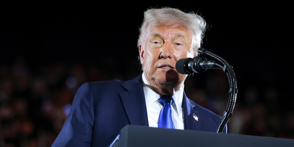 Trump talks tariffs, women’s sports in University of Alabama speech