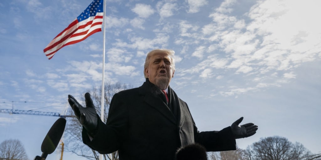 Live look at the administration bravely attempting to ‘de-escalate’ the fire it just spent a week enthusiastically fanning.