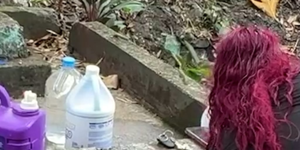 Historic drought forces Puerto Rico residents to ration water