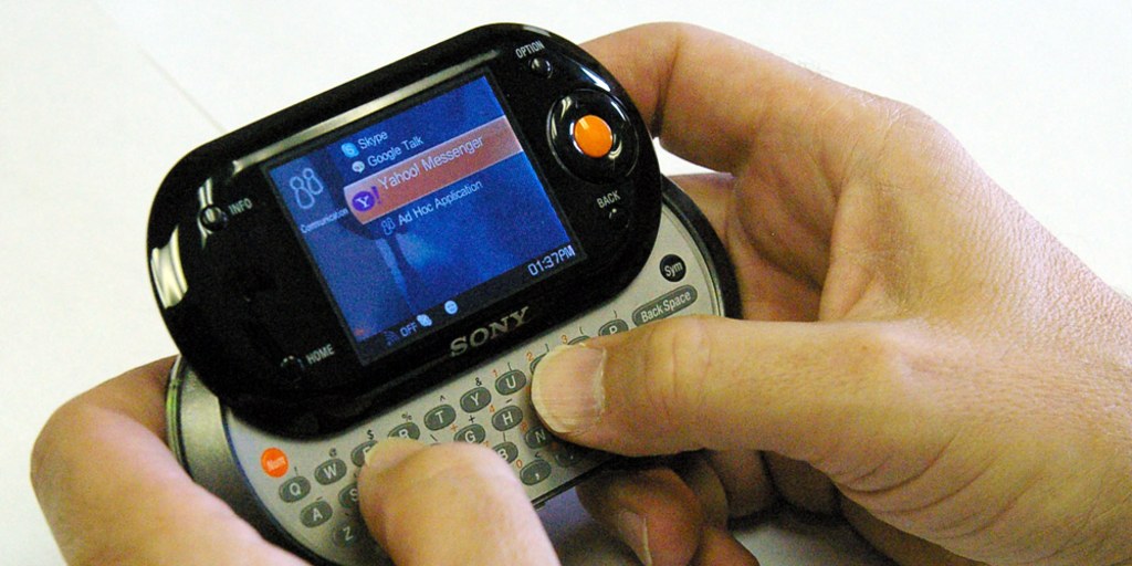 新品未開封/Sony mylo COM-1 Sony Mylo Personal Communicator COM-1 2.4