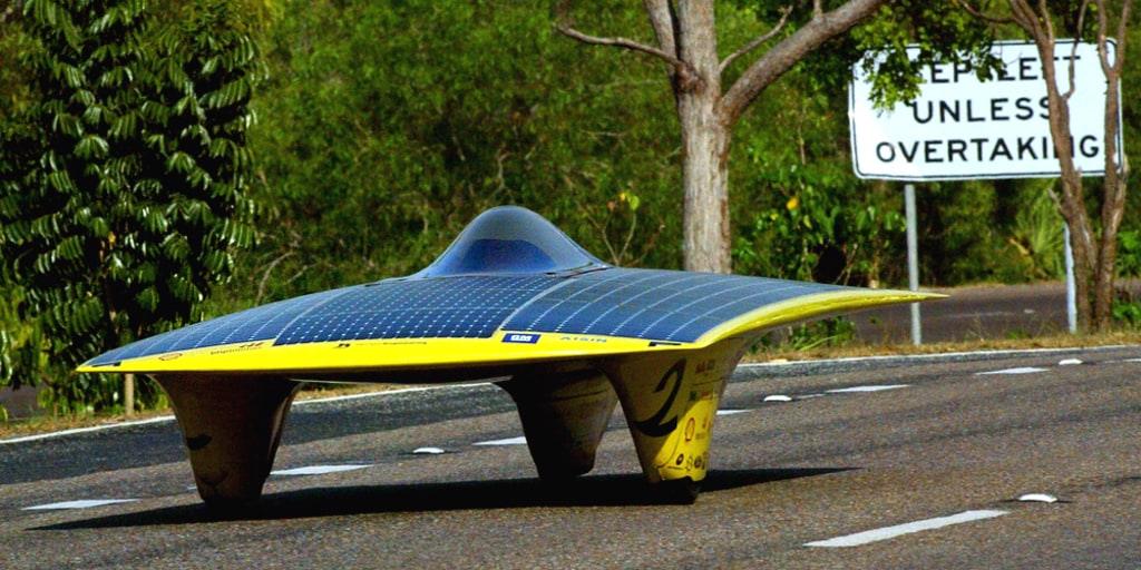 Solar-power cars set off across outback