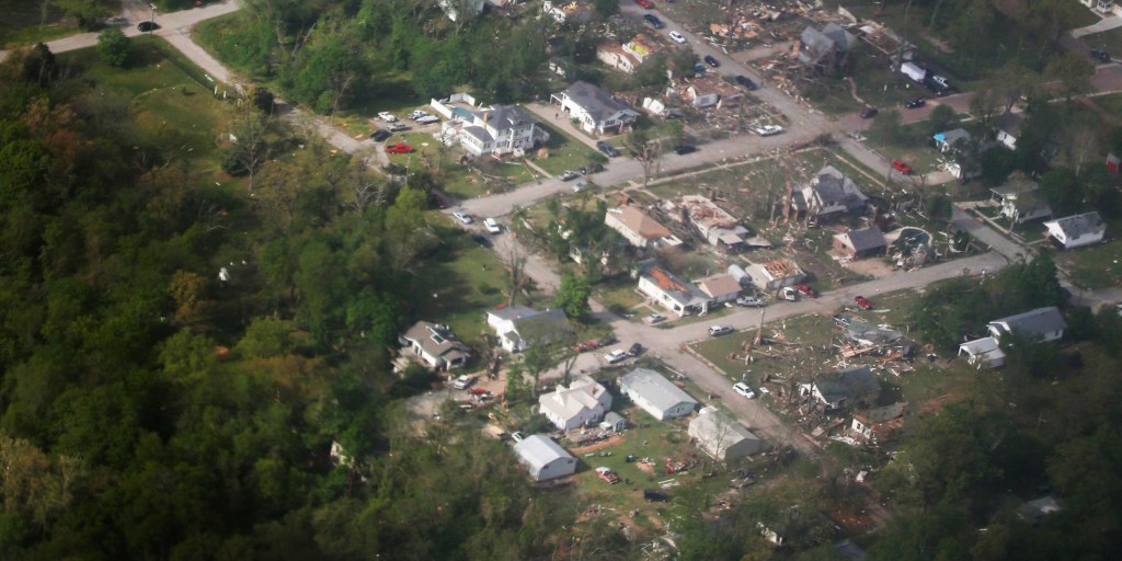 A year after tornado, Baxter Springs trying to move on, Local News