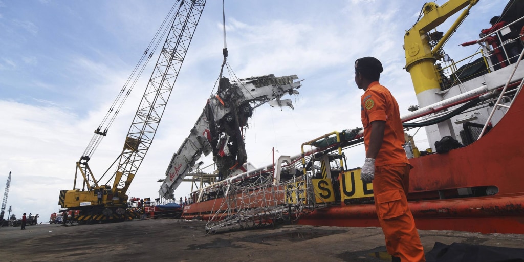 150318-airasia-indonesia-mn-