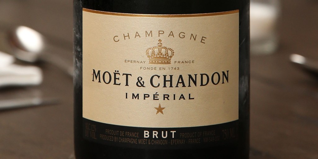 Moet Label 