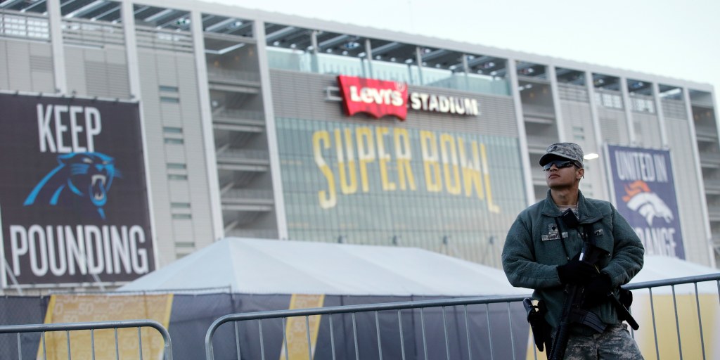 Levi's Announces Super Bowl 50 Collection - The Knockturnal