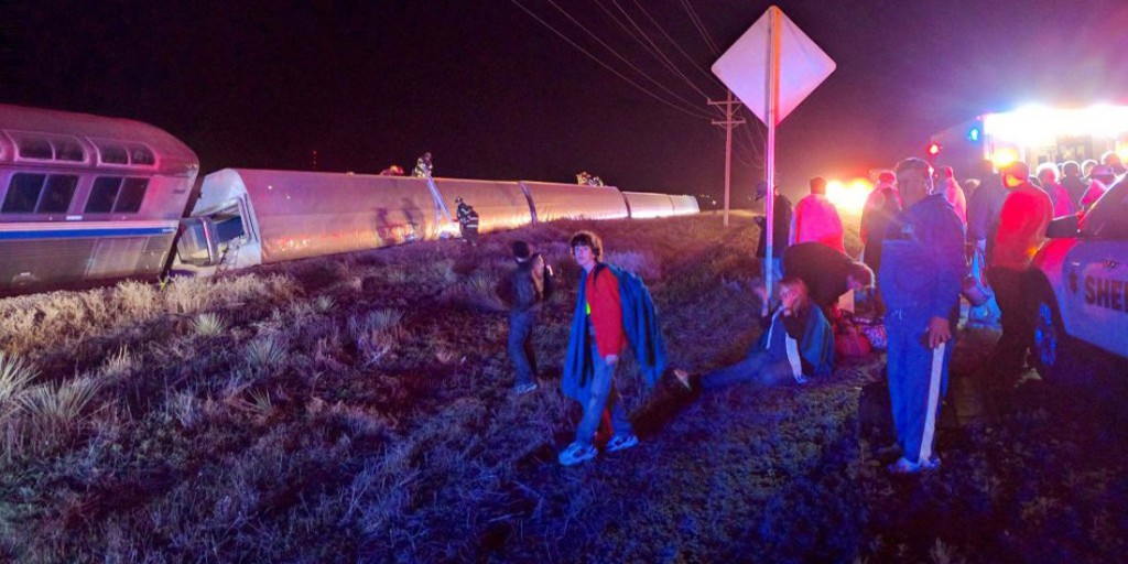 Amtrak Passenger Train Derails in Kansas on Los Angeles Chicago Route