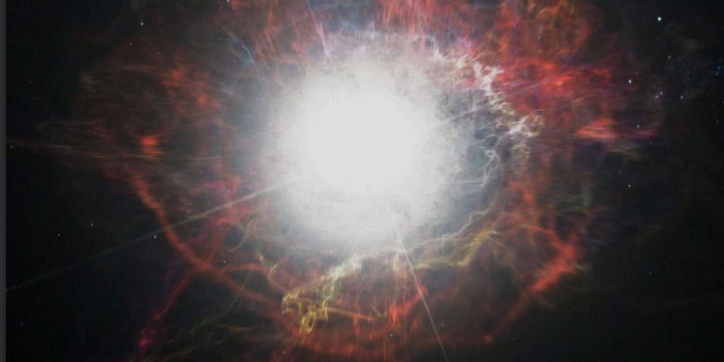 Weird Supernova Challenges Scientists' Ideas About Stars