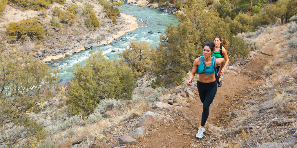 8 water bottles and hydration systems 