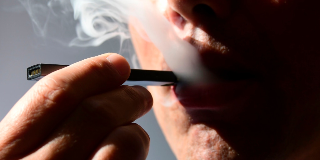 Fda Orders Ban On All Juul Electronic Cigarettes 40 Off 
