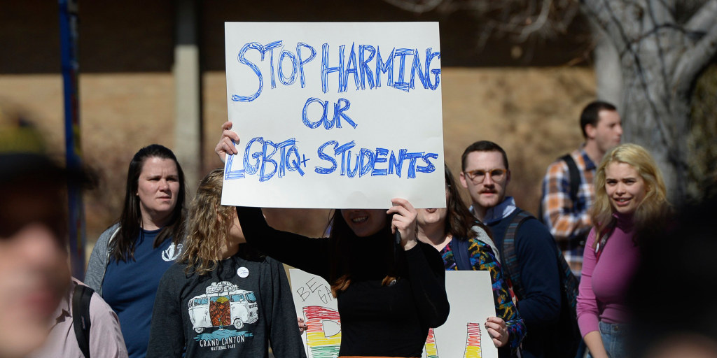 Alunos da BYU Protestam Políticas da Igreja