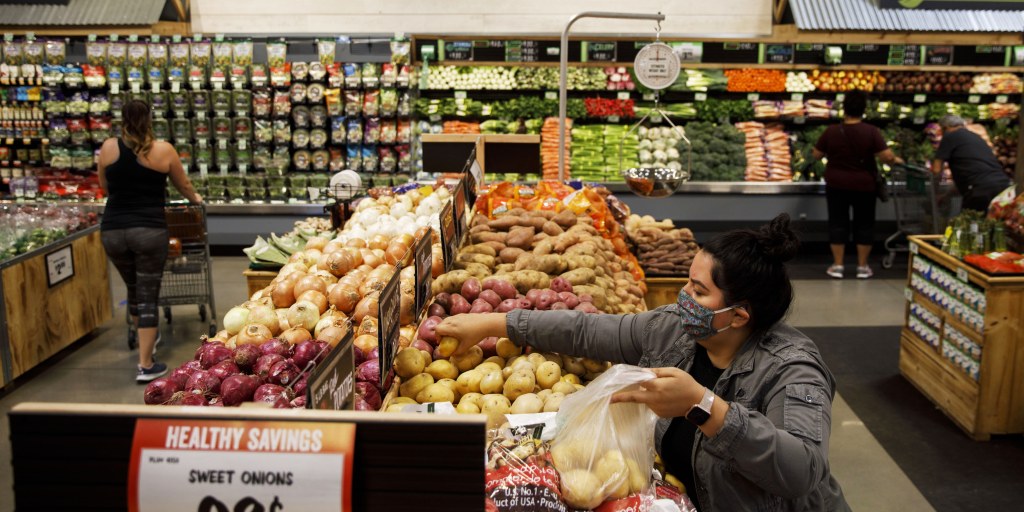 Nine out of 10 people getting SNAP benefits struggle to access a healthy diet, new study shows