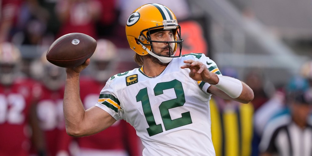 Aaron Rodgers apologizes to 'loved ones' after earlier Covid-19 comments  controversy