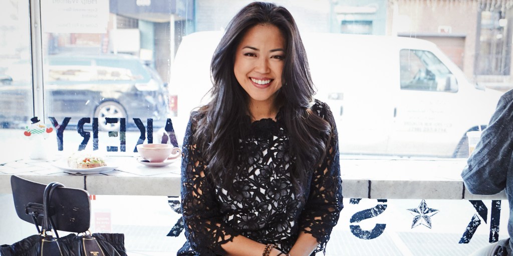 How designer Lisa Sun responded when her boss said she lacked 'gravitas' - Vimarsana News