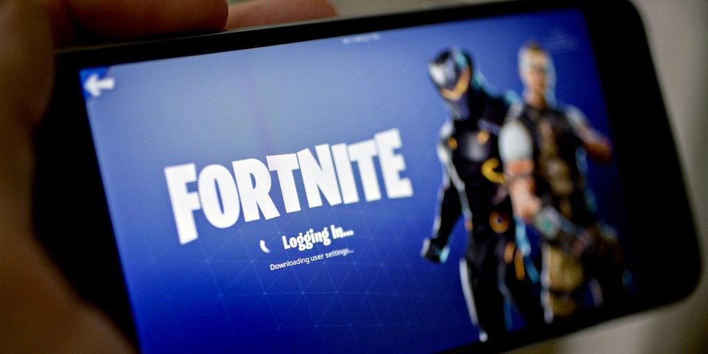 Apple accepts Epic Games Store for the E.U. after facing a public callout from the company