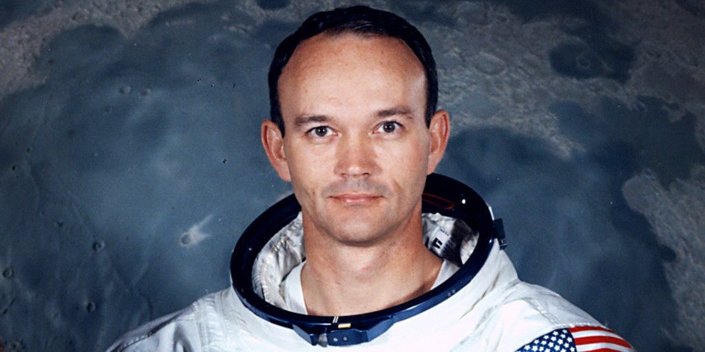 Michael Collins直筆サイン入りNASA公式写真 宇宙資料付 Michael