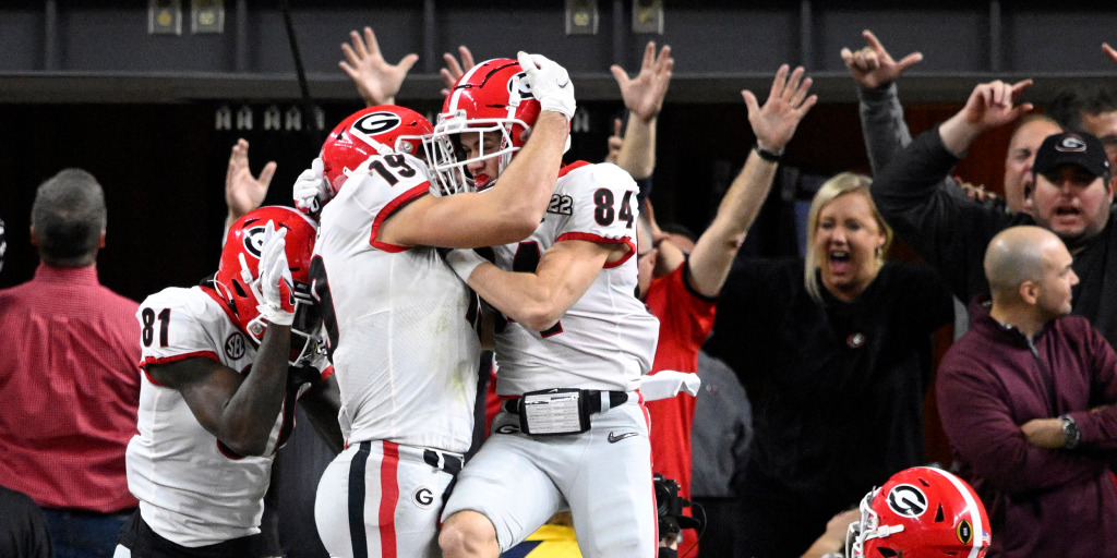 Herschel Walker leads Georgia celebration as Bulldogs beat Alabama for  national title