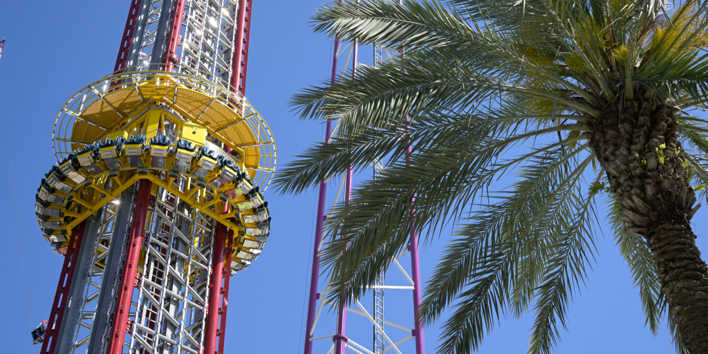 Workers dismantle Florida ride where Missouri 14 year old fell to