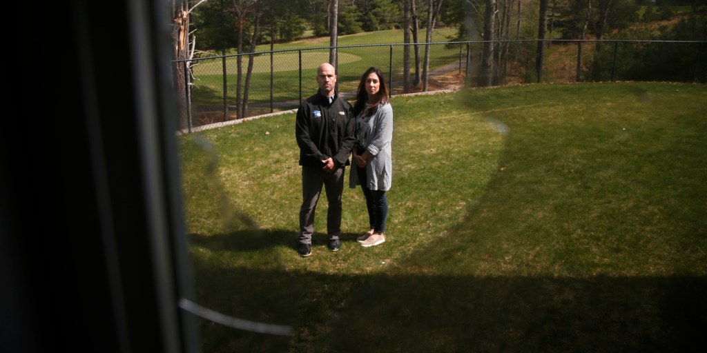 220425-Erik-Athina-Tenczar-al-1143-fbf23