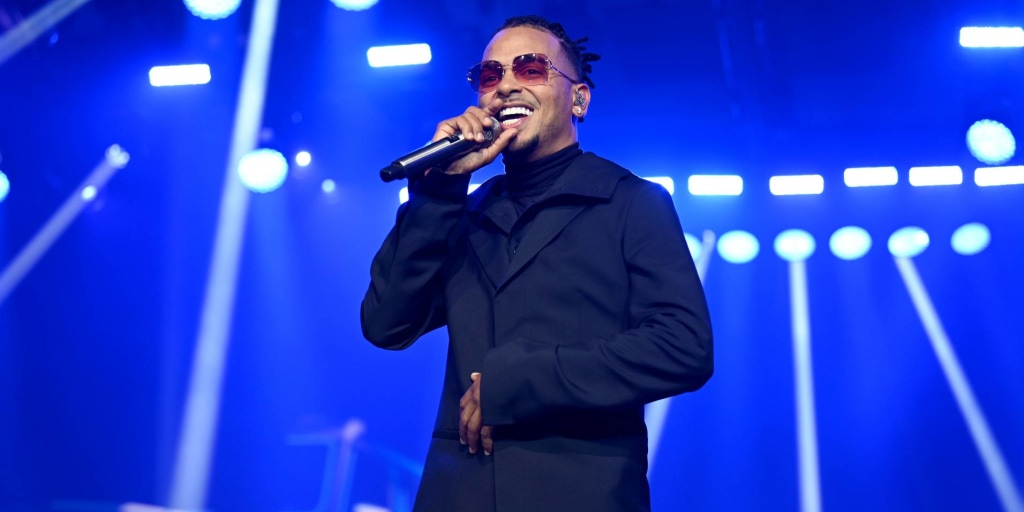 Ozuna "Turns It Up" With NBCUniversal Telemundo Enterprises At Private Concert - Vimarsana News