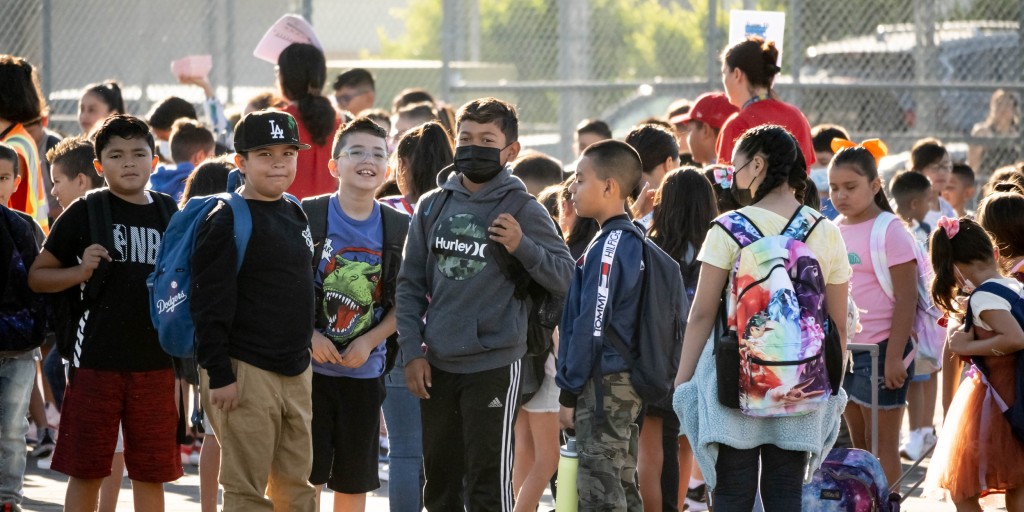 220906-LAUSD-back-to-school-mn-1410-82f7