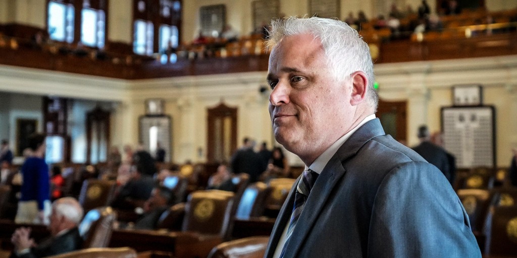 Texas Rep. Bryan Slaton expelled over ironic groomer allegations - Vimarsana News