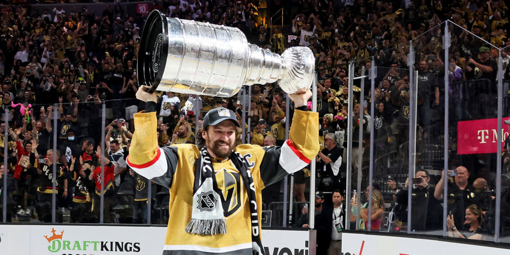 https://media-cldnry.s-nbcnews.com/image/upload/t_nbcnews-fp-1024-512,f_auto,q_auto:best/rockcms/2023-06/230613-golden-knights-mark-stone-stanley-cup-ac-1159p-ff3c84.jpg