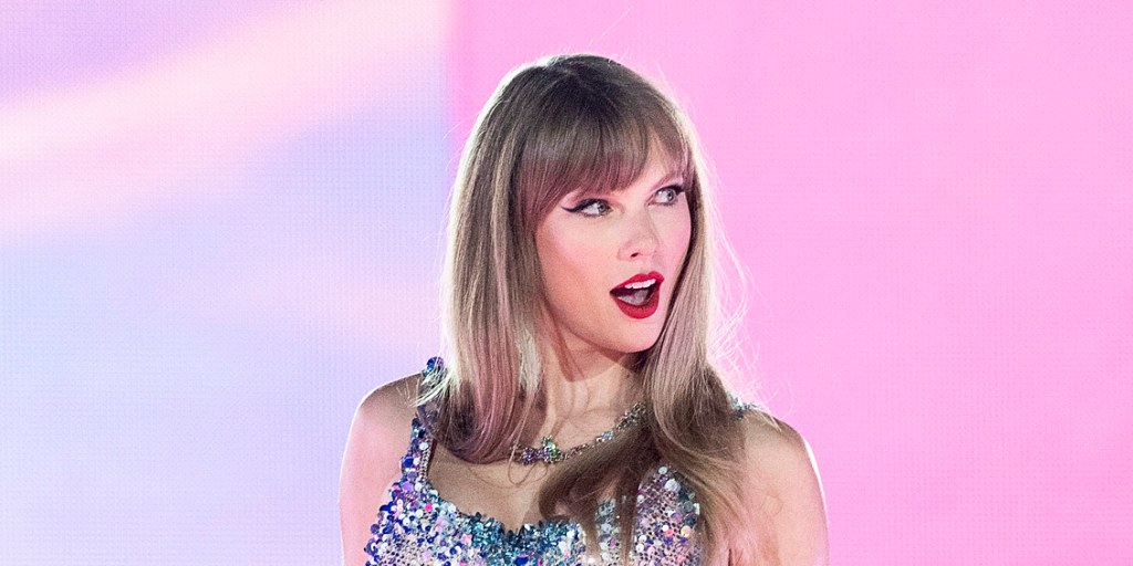 https://media-cldnry.s-nbcnews.com/image/upload/t_nbcnews-fp-1024-512,f_auto,q_auto:best/rockcms/2023-06/230625-taylor-swift-jm-1236-4fb80d.jpg