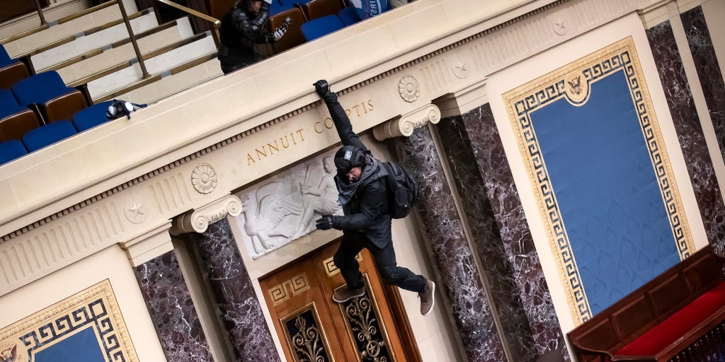 Senate report shows intelligence failures hurt Jan. 6 response - Vimarsana News