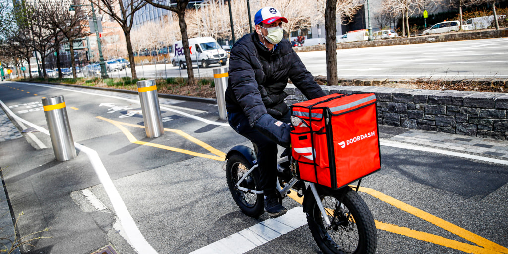 Uber, DoorDash and GrubHub lose attempt to block NYC delivery worker wage mandate