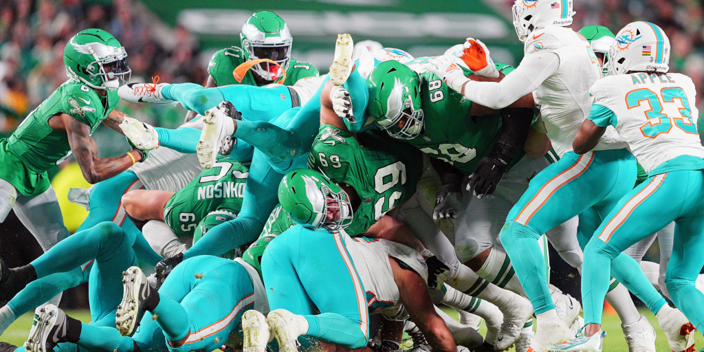 Why Philadelphia Eagles' 'tush push' is driving NFL critics mad - Vimarsana News