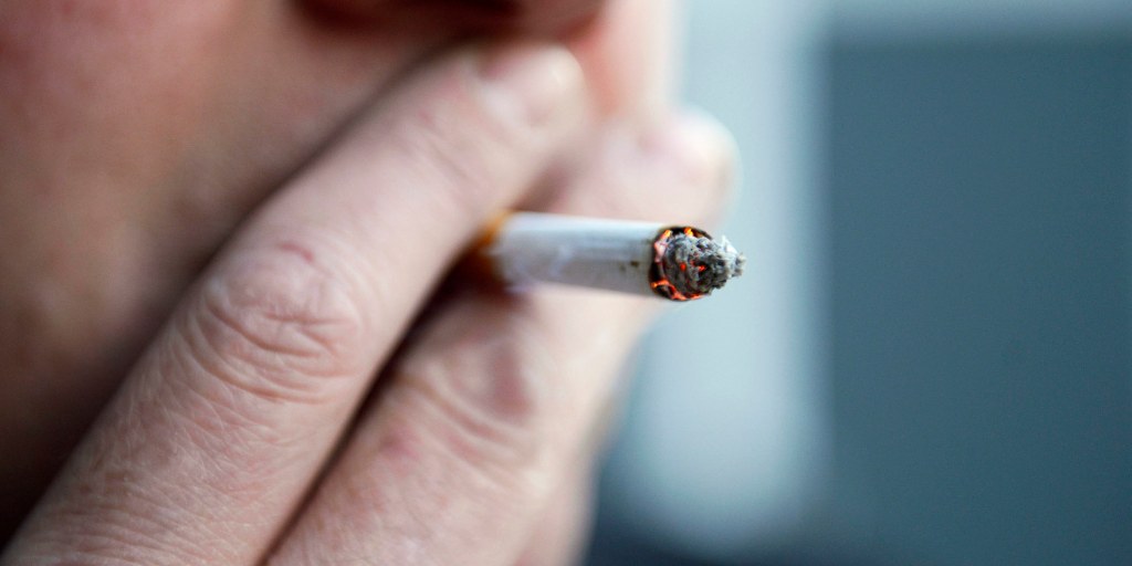 risk of smoking one cigarette a day One cigarette a day 'increases heart disease and stroke risk'