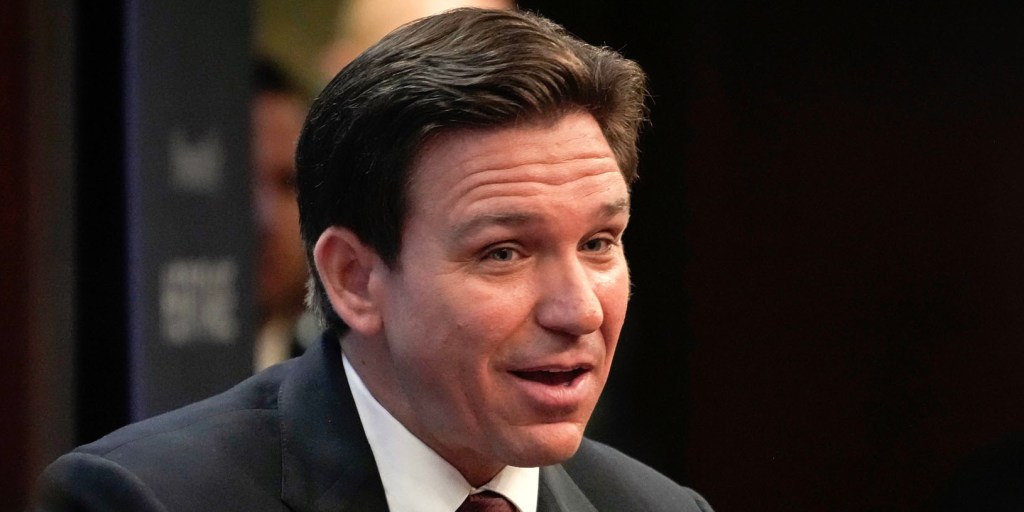 Facing mockery over boots, Ron DeSantis tries out amateur comedy - Vimarsana News