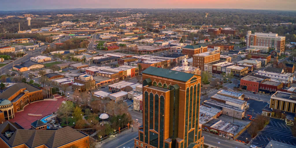 Anti-LGBTQ ordinance in Murfreesboro, Tennessee, is still being used to ban books - Vimarsana News