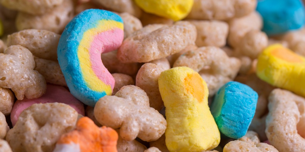 Lucky Charms and Trix are now free from artificial colors in the U.S., General Mills says, as the company removes the dyes from all its cereals. <https://t.co/X