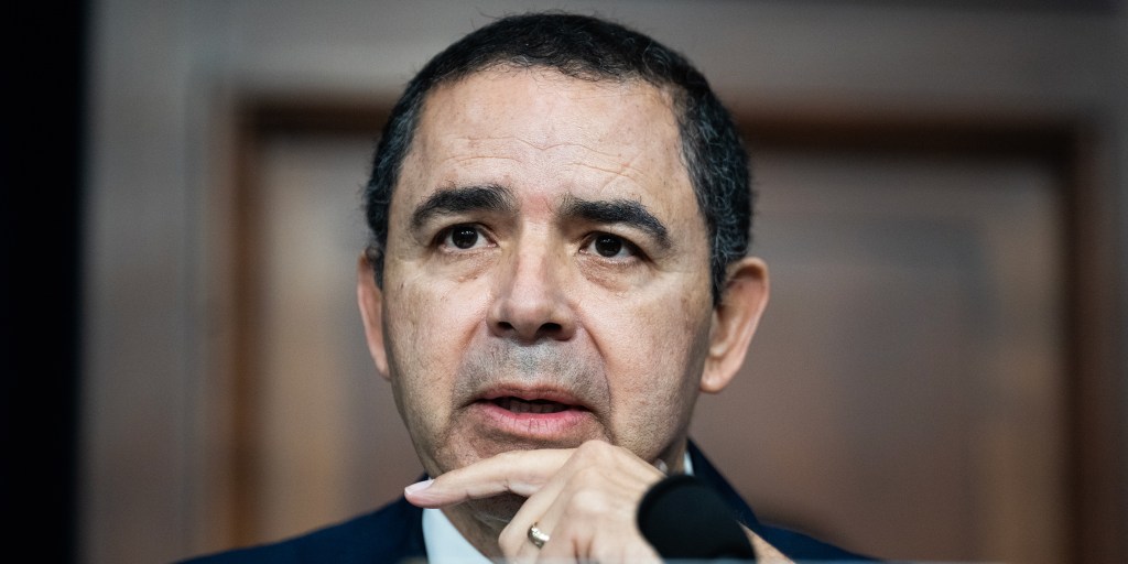 Texas House Democrat Henry Cuellar indicted by DOJ, undermining GOP talking points - Vimarsana News