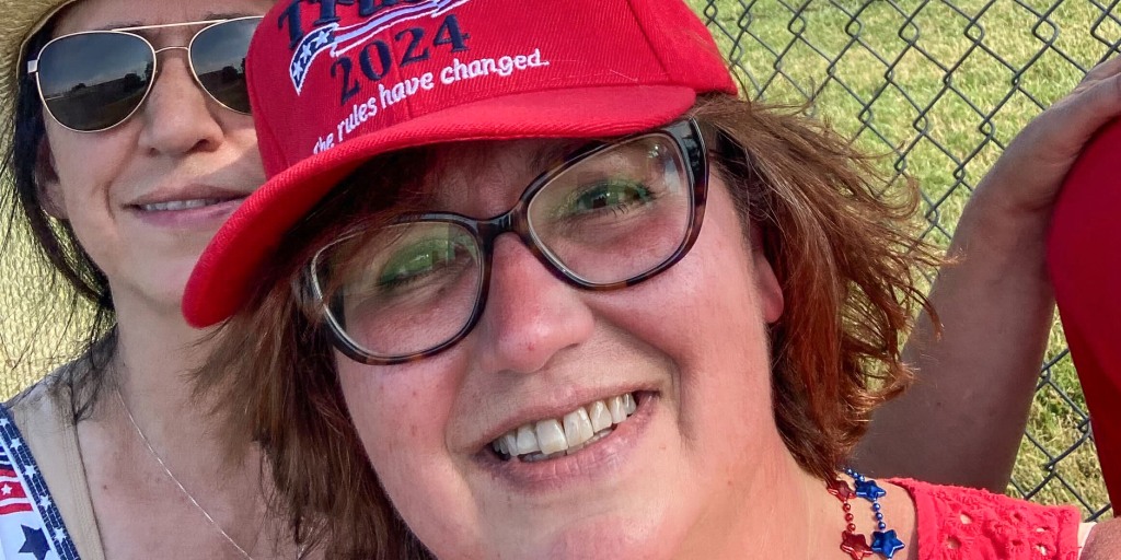 Witnesses describe lack of security in lot that backed up to Trump rally