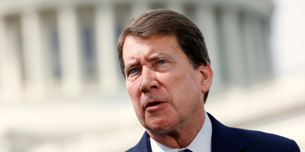 GOP Sen. Bill Hagerty says access to the U.S. economy is a 'privilege' amid Trump tariff threats