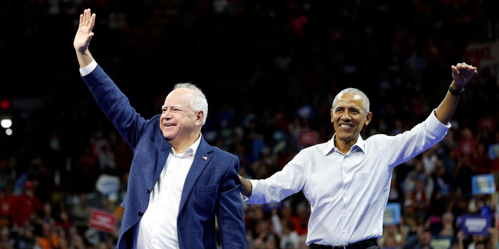 Obama rallies Democrats in Wisconsin's liberal bastion as they fret over 'coin flip' election