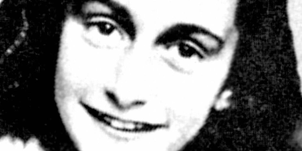 Protesters wave Nazi flags at 'The Diary of Anne Frank' production in Michigan
