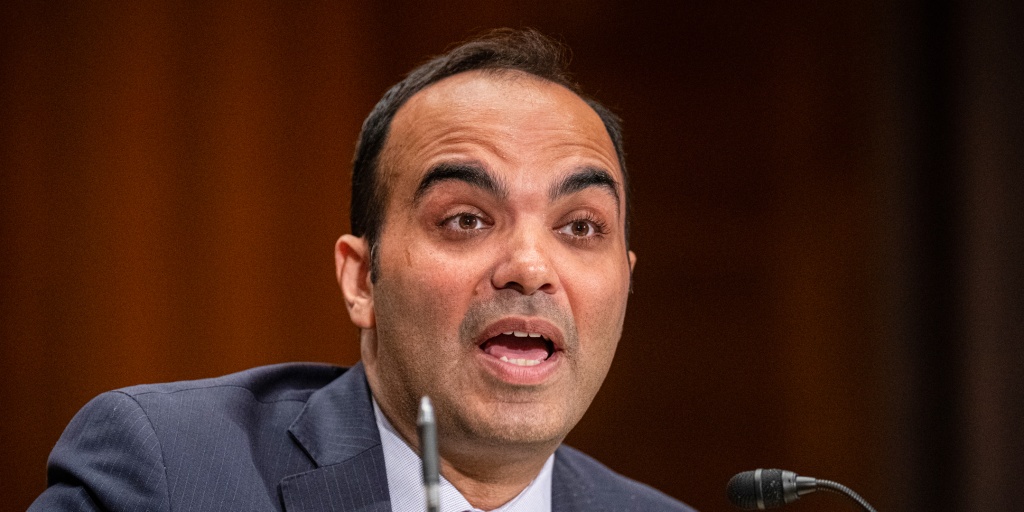 CFPB expands oversight of digital payments services including Apple Pay, Cash App, PayPal and Zelle