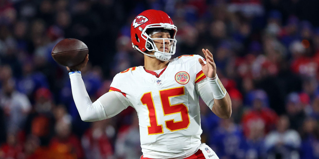 NFL star Patrick Mahomes fined more than $14,000 for 'violent gesture'  during Buffalo Bills game